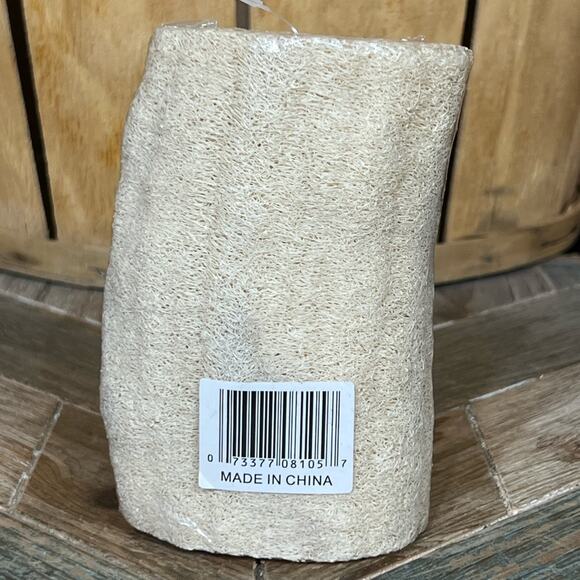 NEW Earth Therapeutics Natural Loofah Body Scrubber - Picture 2 of 4